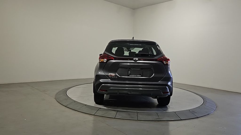 2025 Nissan Kicks Play S photo 4