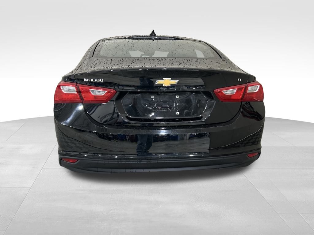 2024 Chevrolet Malibu 1LT photo 4