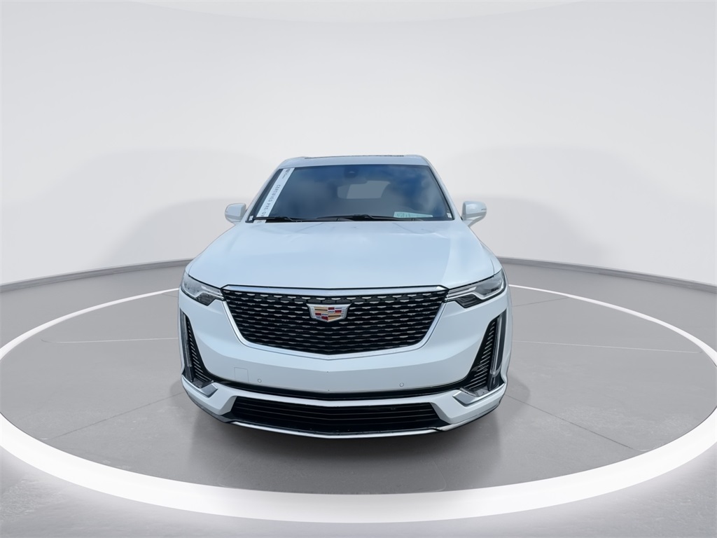 2025 Cadillac XT6 Premium Luxury photo 2