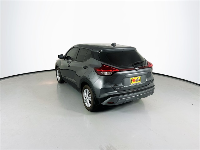 2025 Nissan Kicks Play S photo 5
