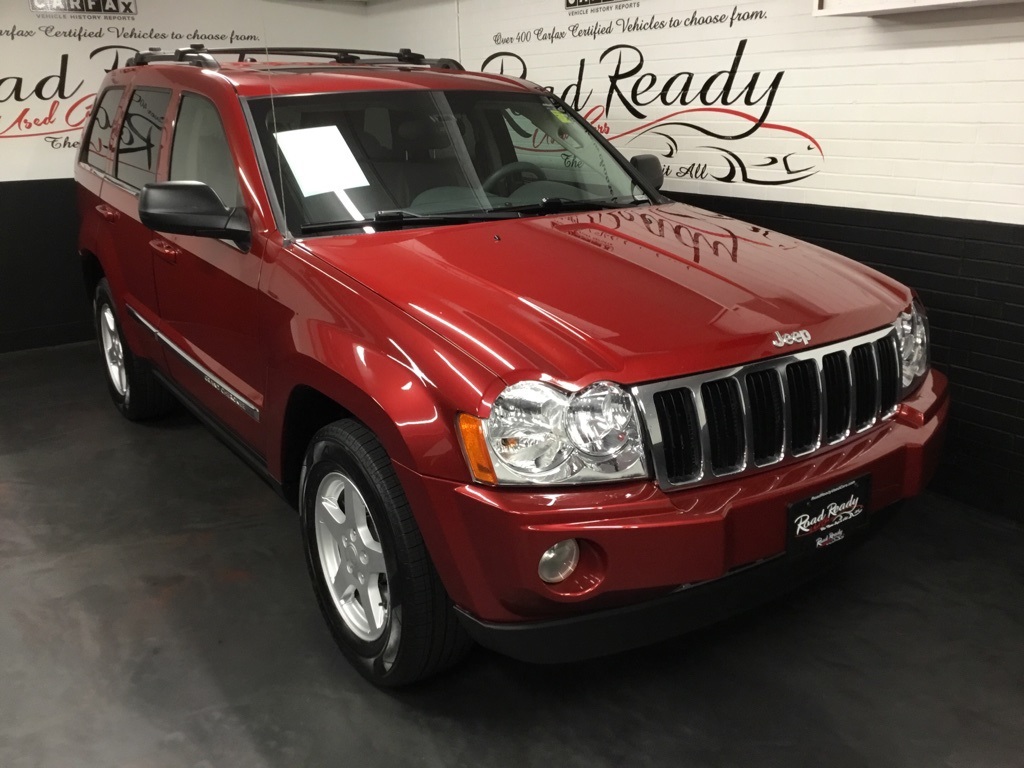 2005 Jeep Grand Cherokee Limited photo 2