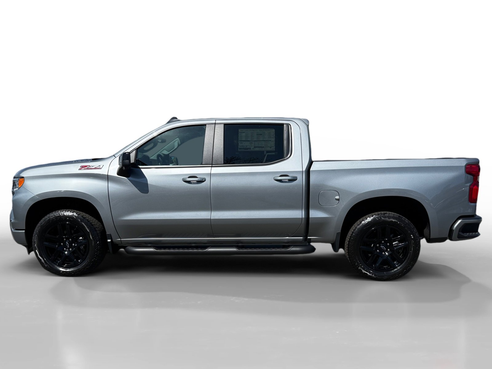 2025 Chevrolet Silverado 1500 RST photo 2
