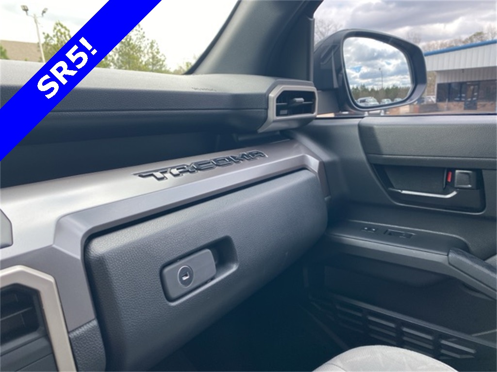 2024 Toyota Tacoma SR5 photo 29