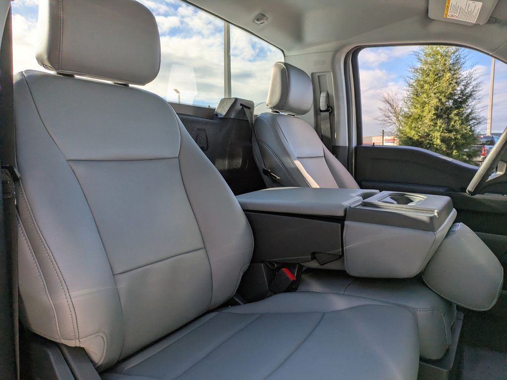 2026 Ford F-250 XL photo 16