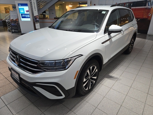 2024 Volkswagen Tiguan S photo 4