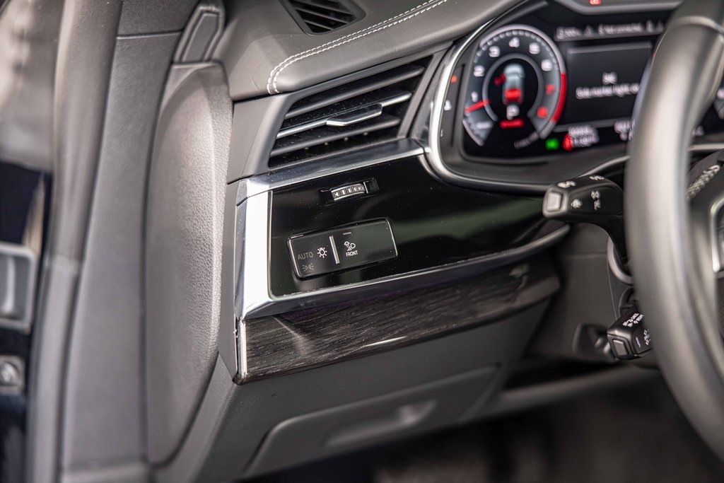 2021 AUDI Q8 - Image 22