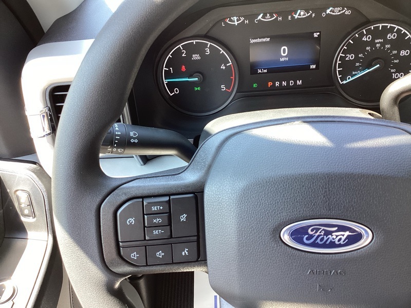 2025 Ford F-350 photo 28