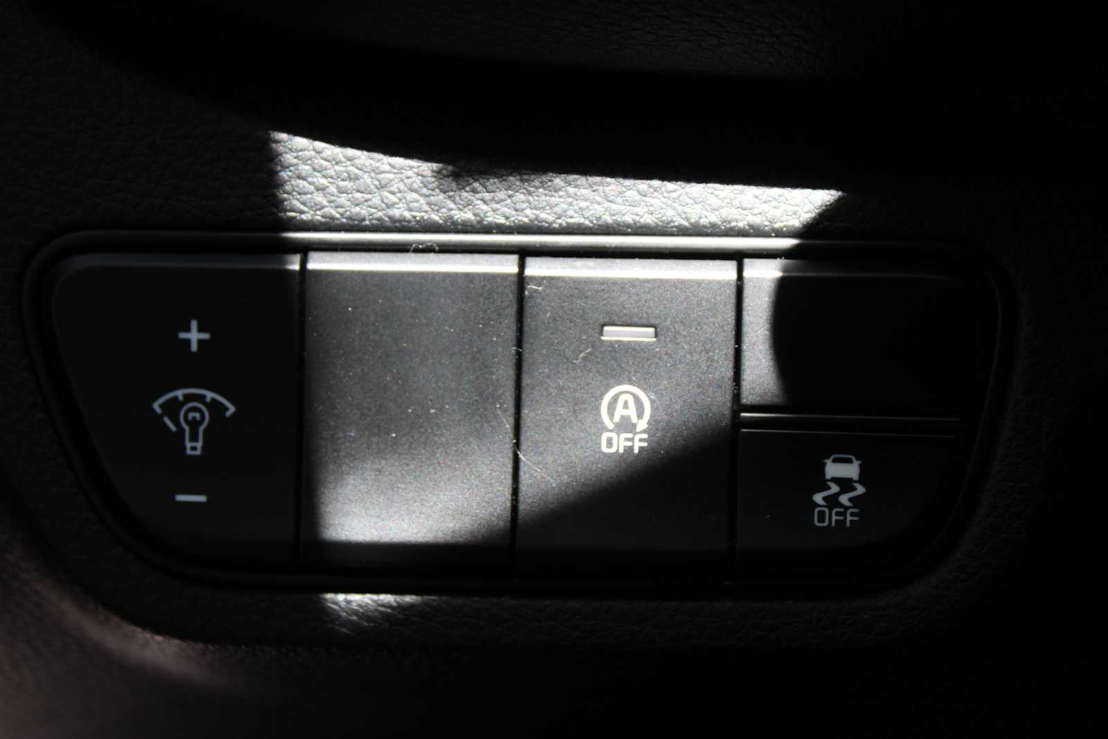2025 Kia Seltos EX photo 20