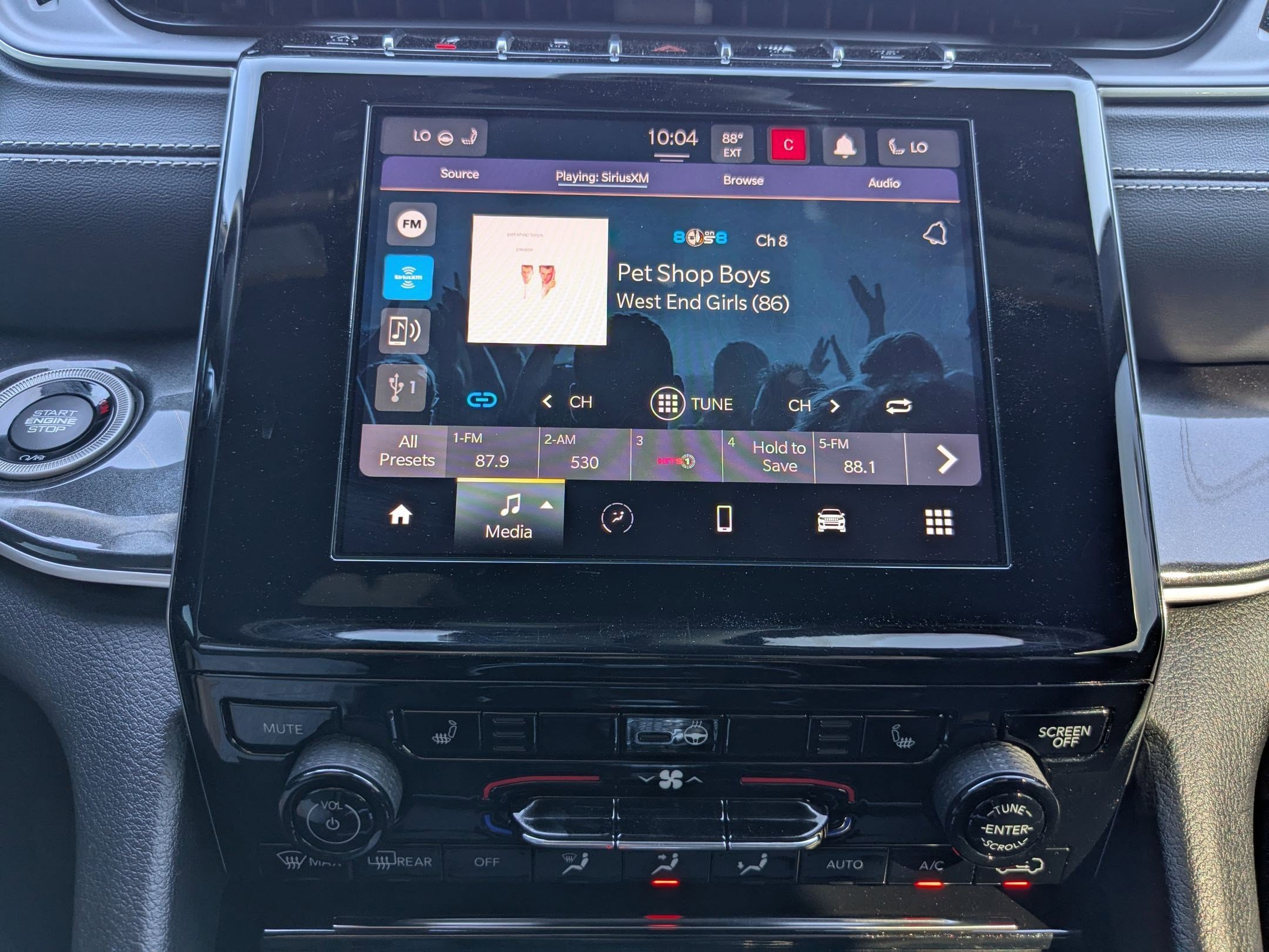 2022 Jeep Grand Cherokee Altitude photo 15