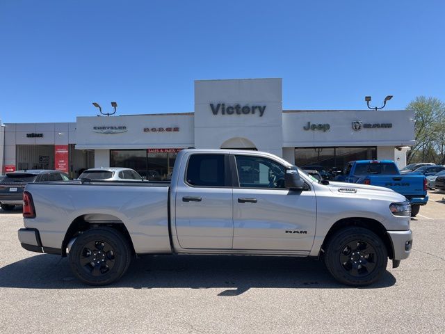 2025 Ram 1500 Tradesman photo 3