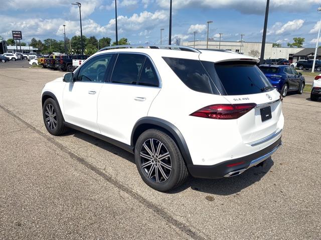 2024 Mercedes Benz GLE 450 4MATIC photo 3