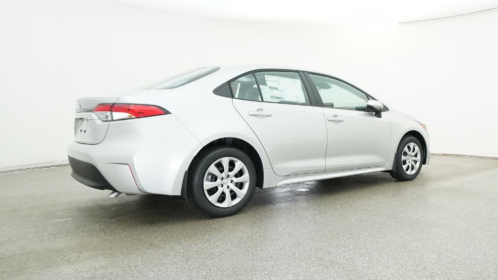 2026 Toyota Corolla LE photo 21