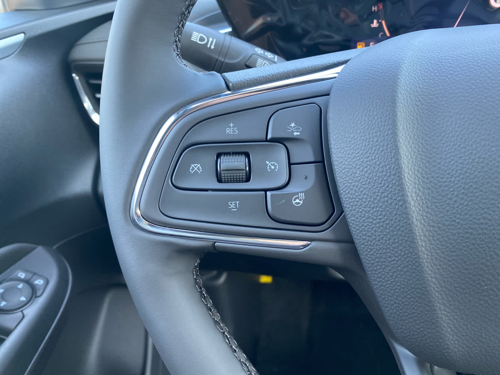 2025 Buick Envista Preferred photo 38