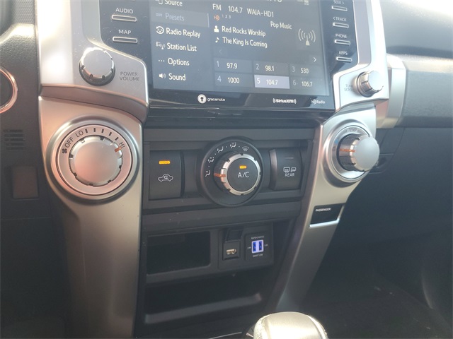 2020 Toyota 4Runner SR5 Premium photo 22
