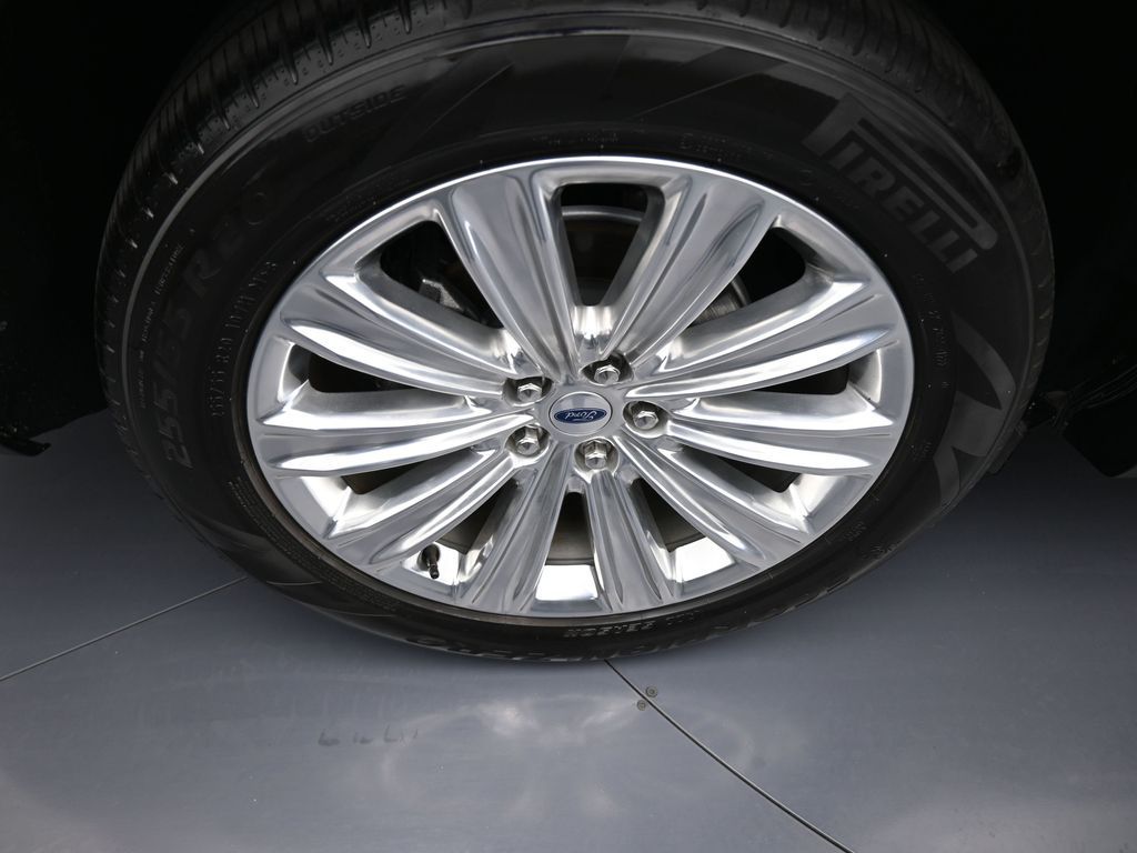 2022 Ford Explorer Limited photo 39