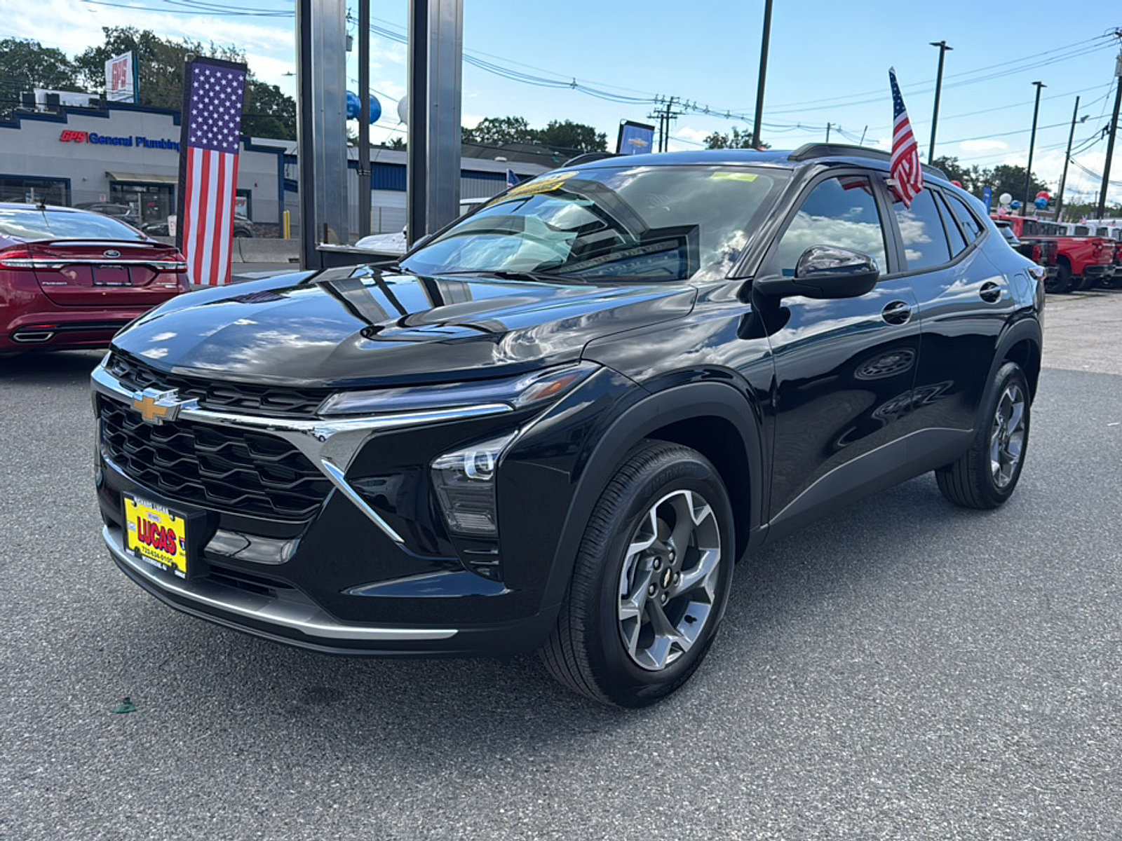 2025 Chevrolet Trax LT photo 3