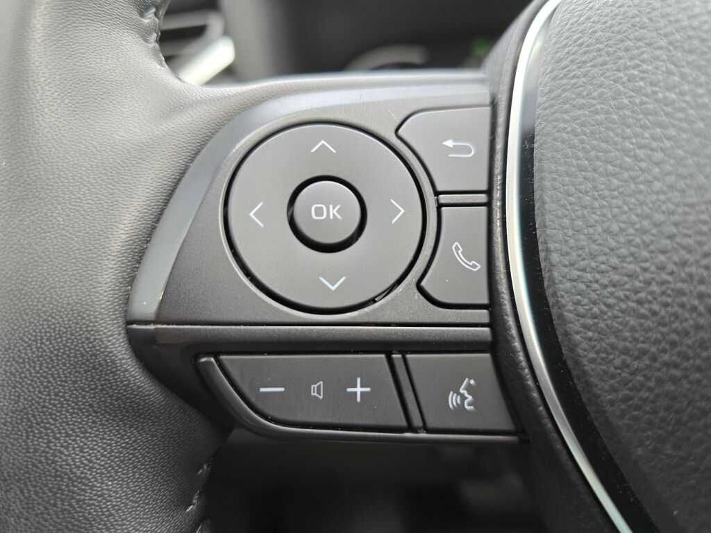 2023 Toyota RAV4 Hybrid XLE Premium photo 24
