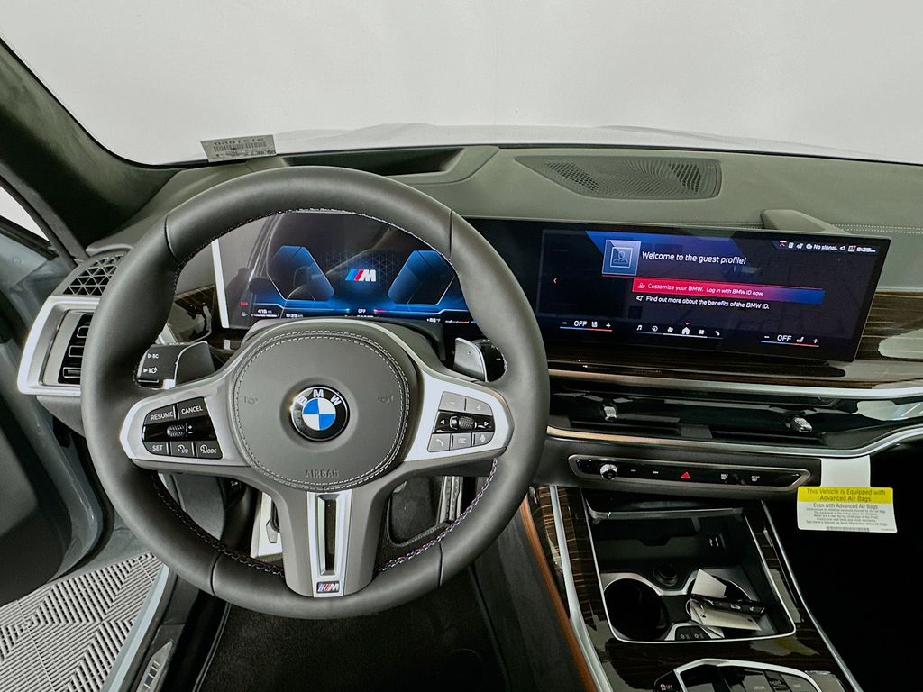 2026 Bmw X7 M60i photo 10
