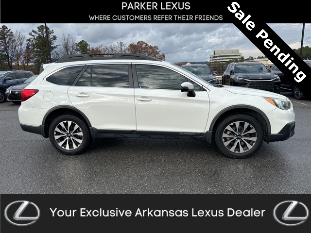 2016 Subaru Outback Limited's photo