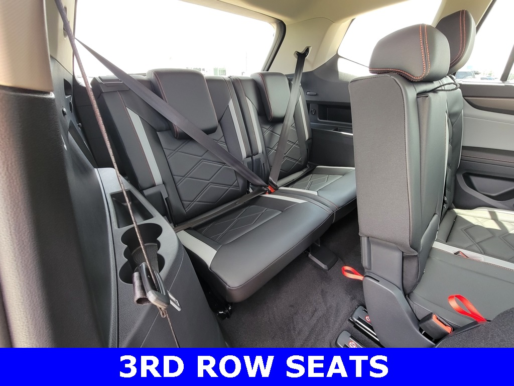 2025 Volkswagen Atlas Peak Edition SE photo 12