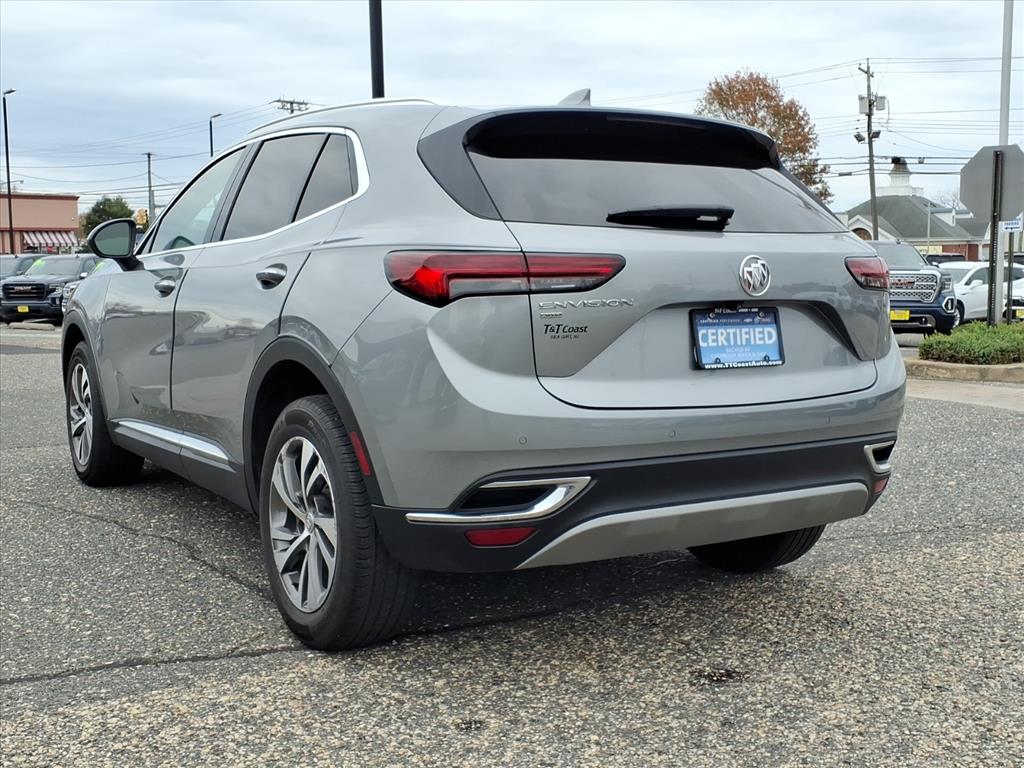 2023 Buick Envision Essence photo 2