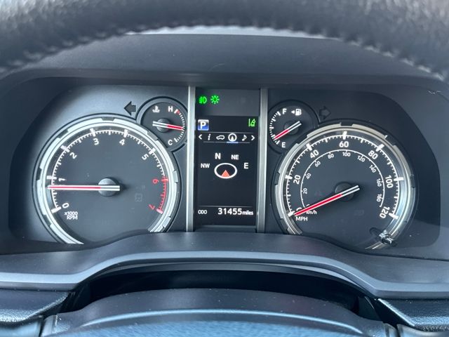 2024 Toyota 4Runner TRD Off-Road Premium photo 6
