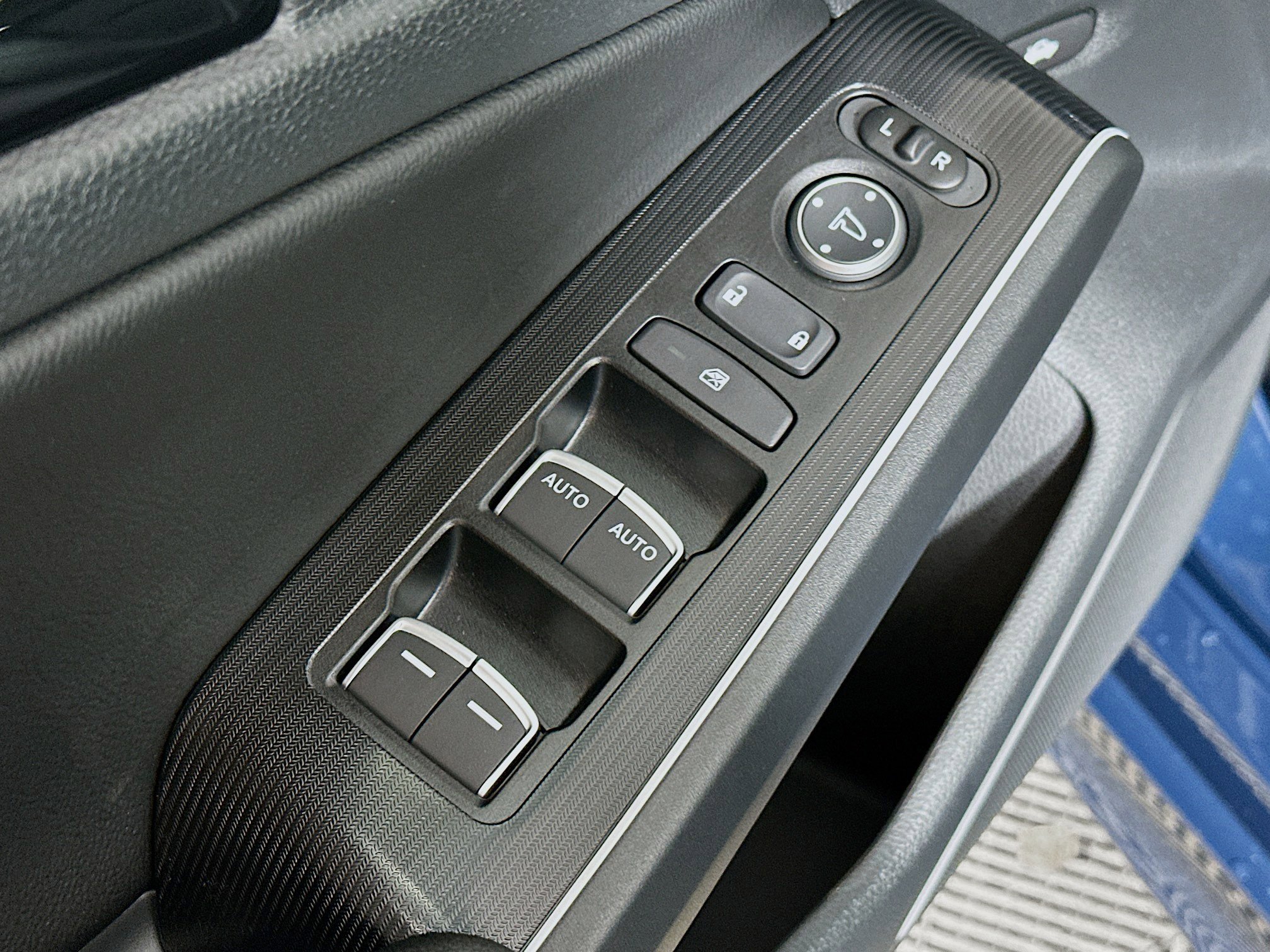 2026 Honda Civic Sport Touring Hybrid photo 17