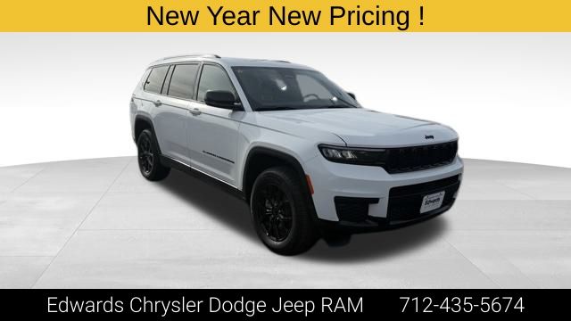 2025 Jeep Grand Cherokee L Altitude's photo