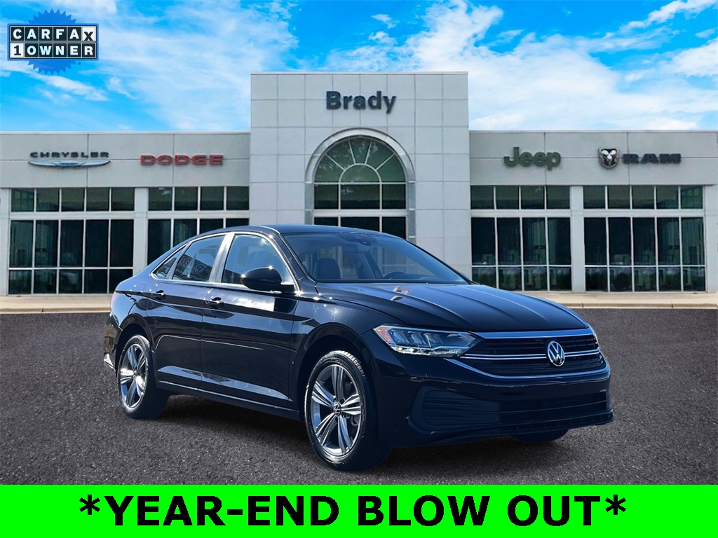 2024 Volkswagen Jetta SE's photo