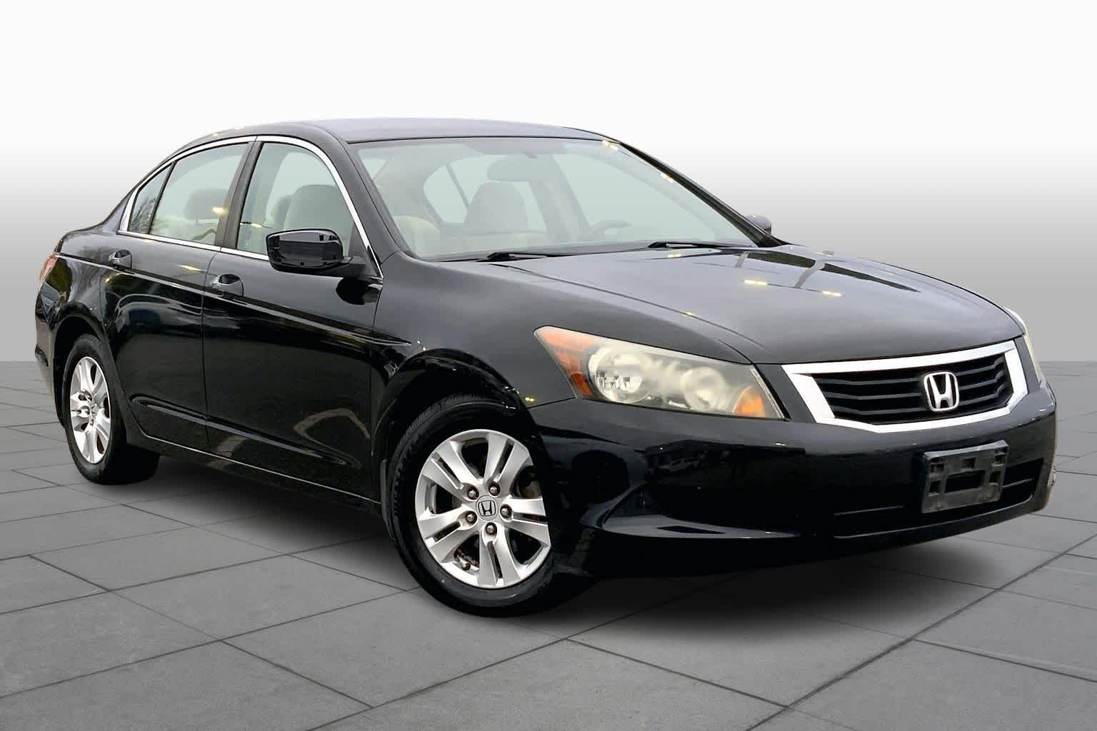Image of Pre-Owned 2009 Honda Accord LX-P