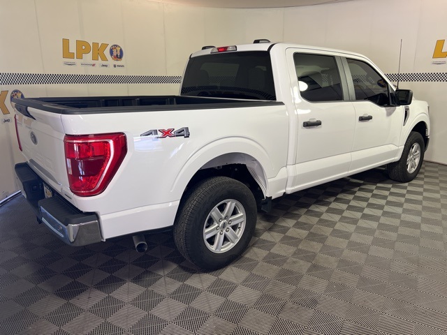 2023 Ford F-150 XLT photo 2