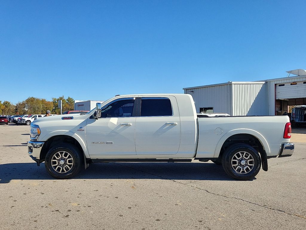 2020 Ram 2500 Laramie Longhorn photo 3