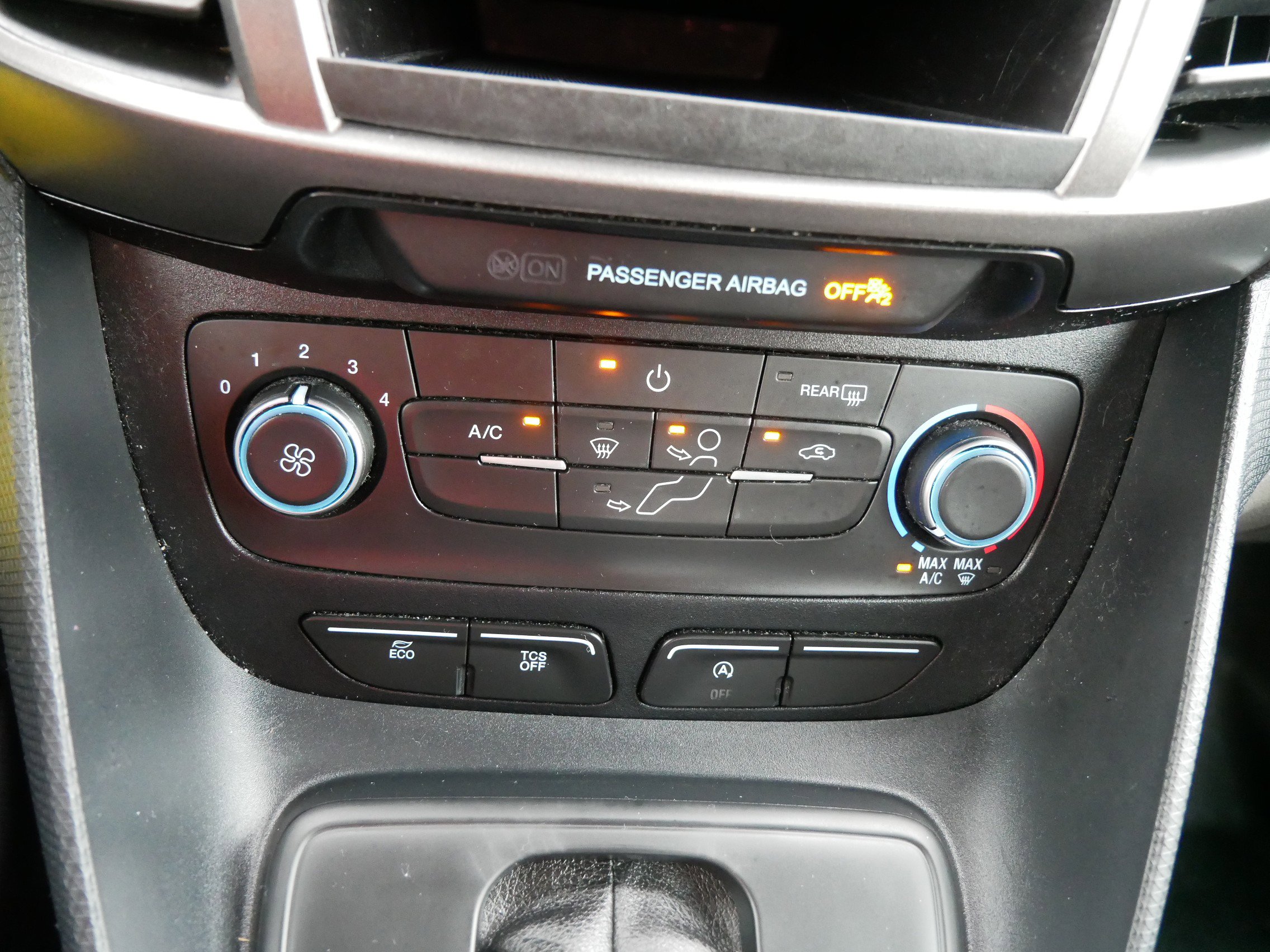 2022 Ford Transit Connect XL photo 21