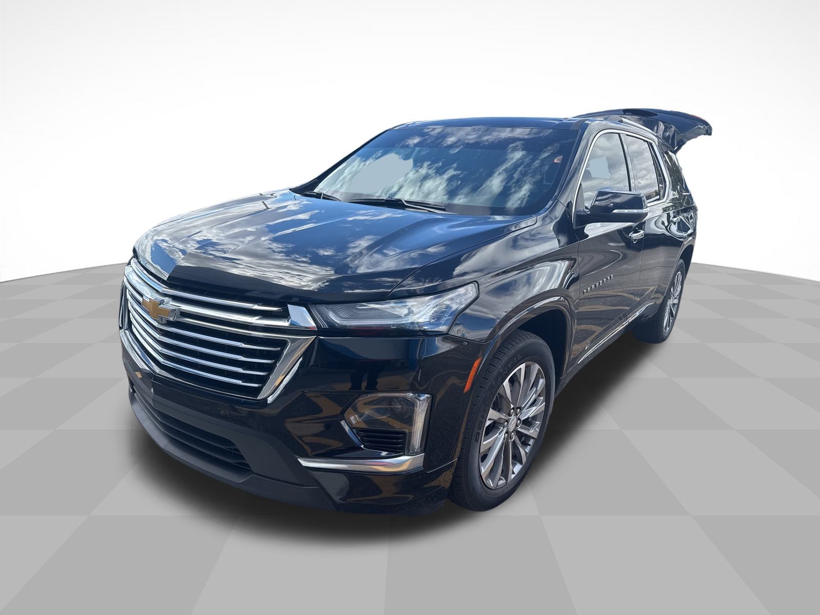 2023 Chevrolet Traverse Premier photo 3