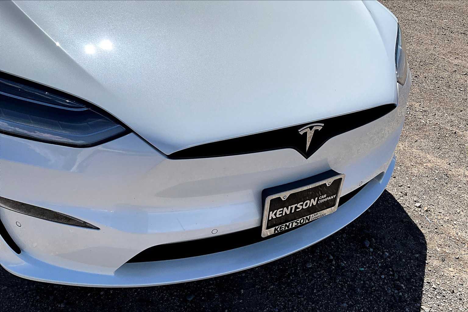 2022 Tesla Model X photo 25