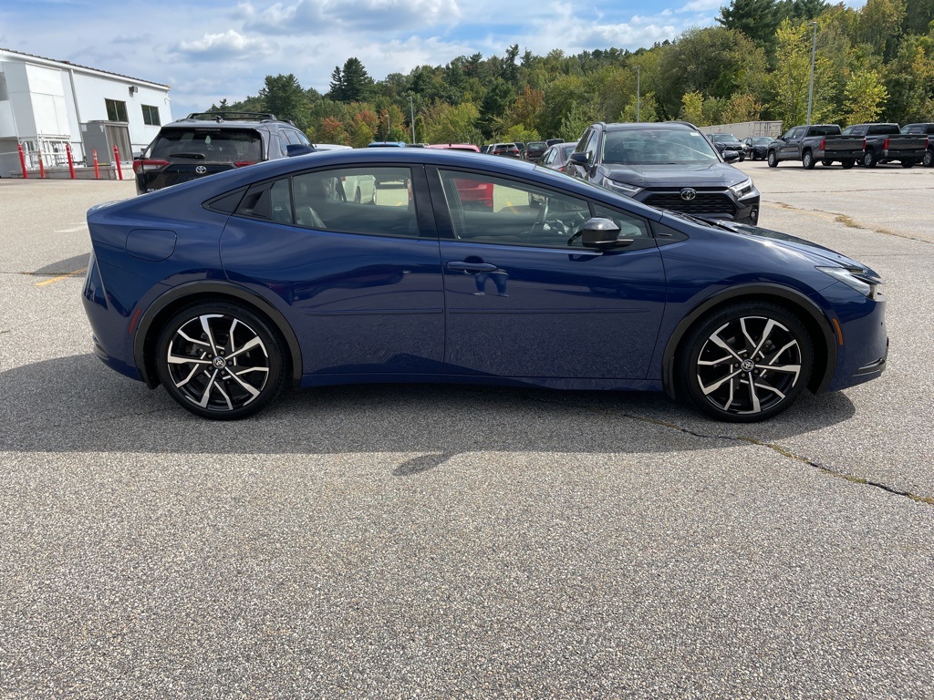 2024 Toyota Prius Prime XSE photo 3
