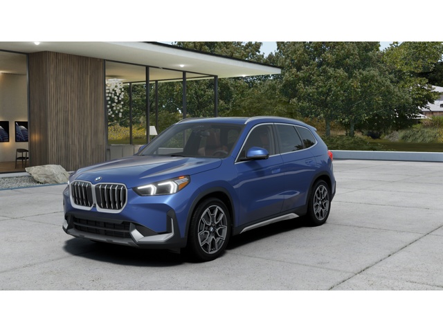 2025 BMW X1 28i's photo