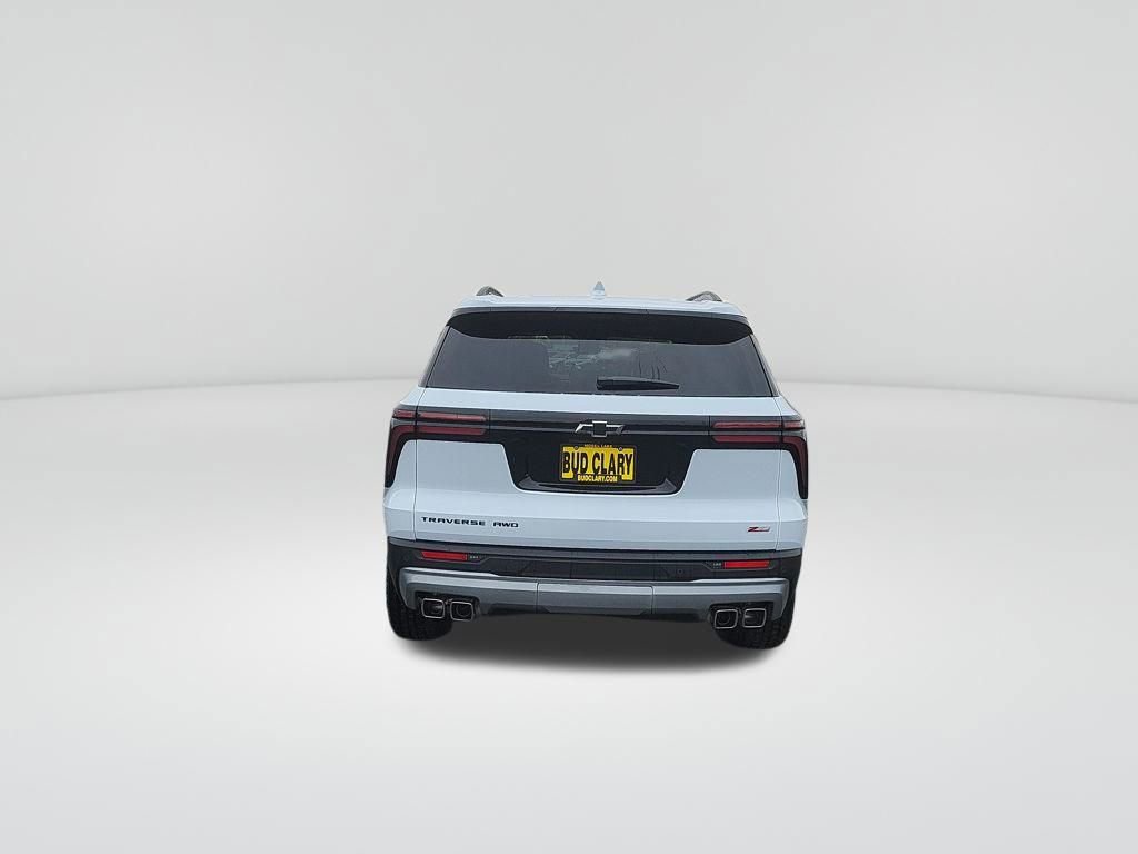 2026 Chevrolet Traverse Z71 photo 3