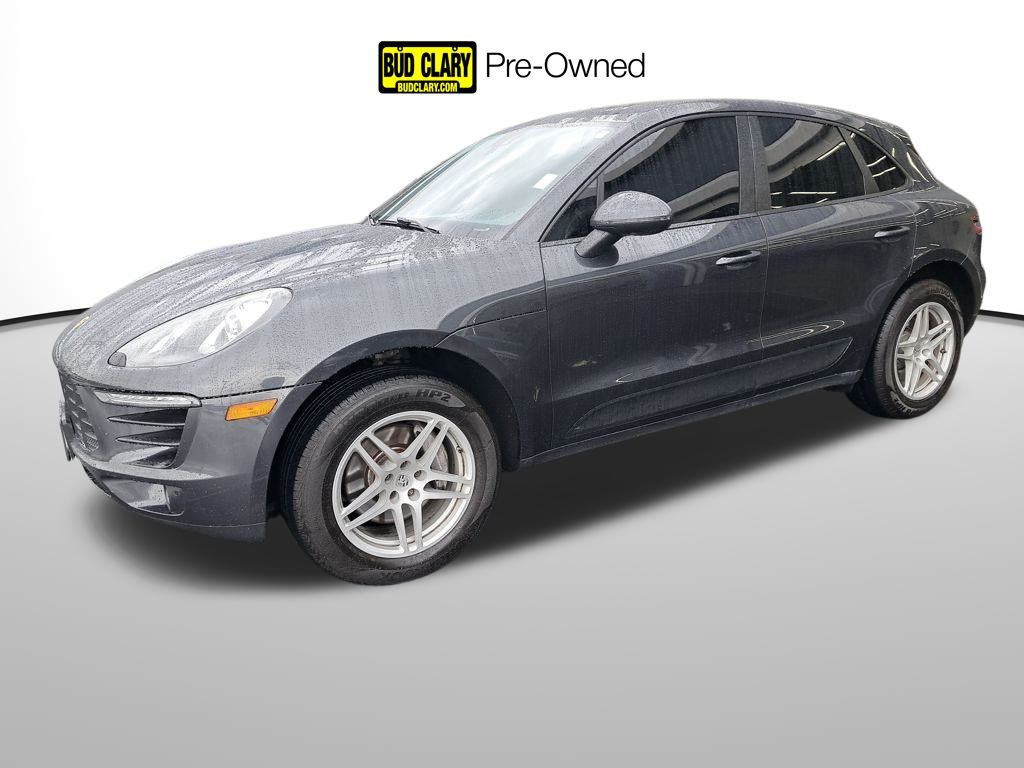 2018 Porsche Macan Base's photo