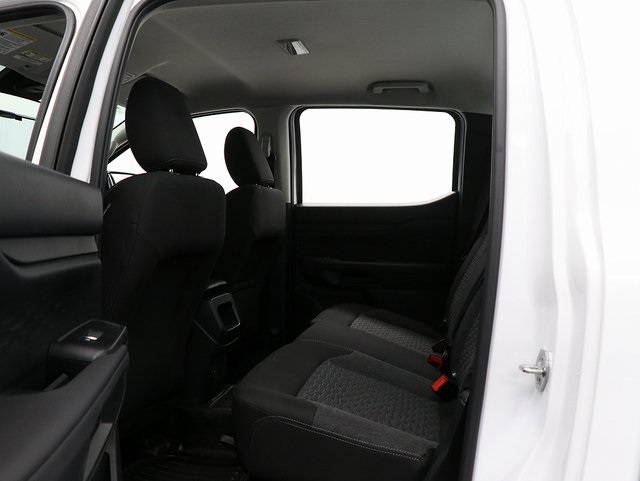 New 2025 Oxford White Ford XL image 13