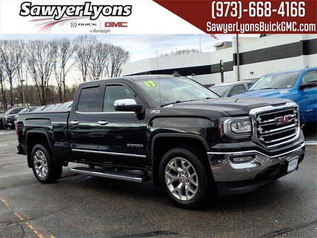 2017 GMC Sierra 1500 SLT's photo