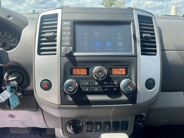 2019 Nissan Frontier SV photo 7
