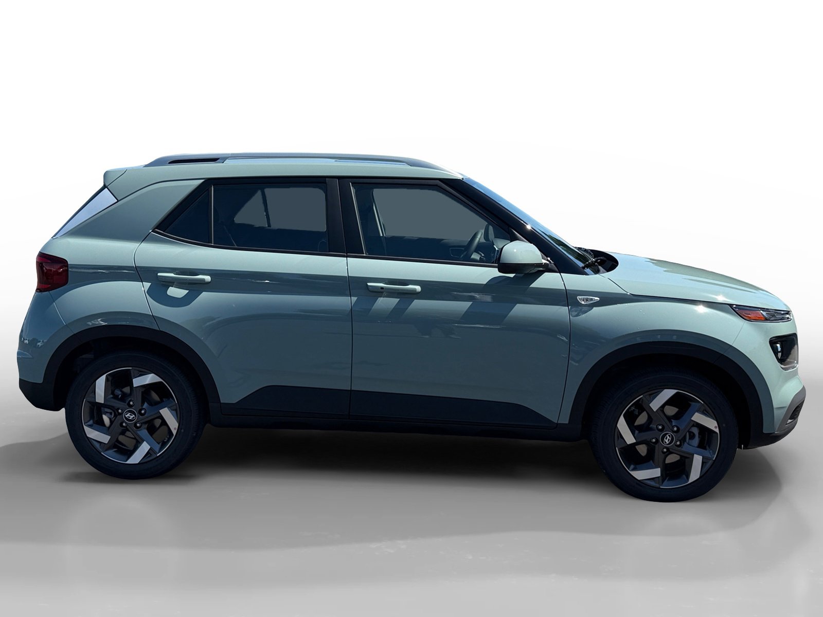 2025 Hyundai Venue SEL photo 5