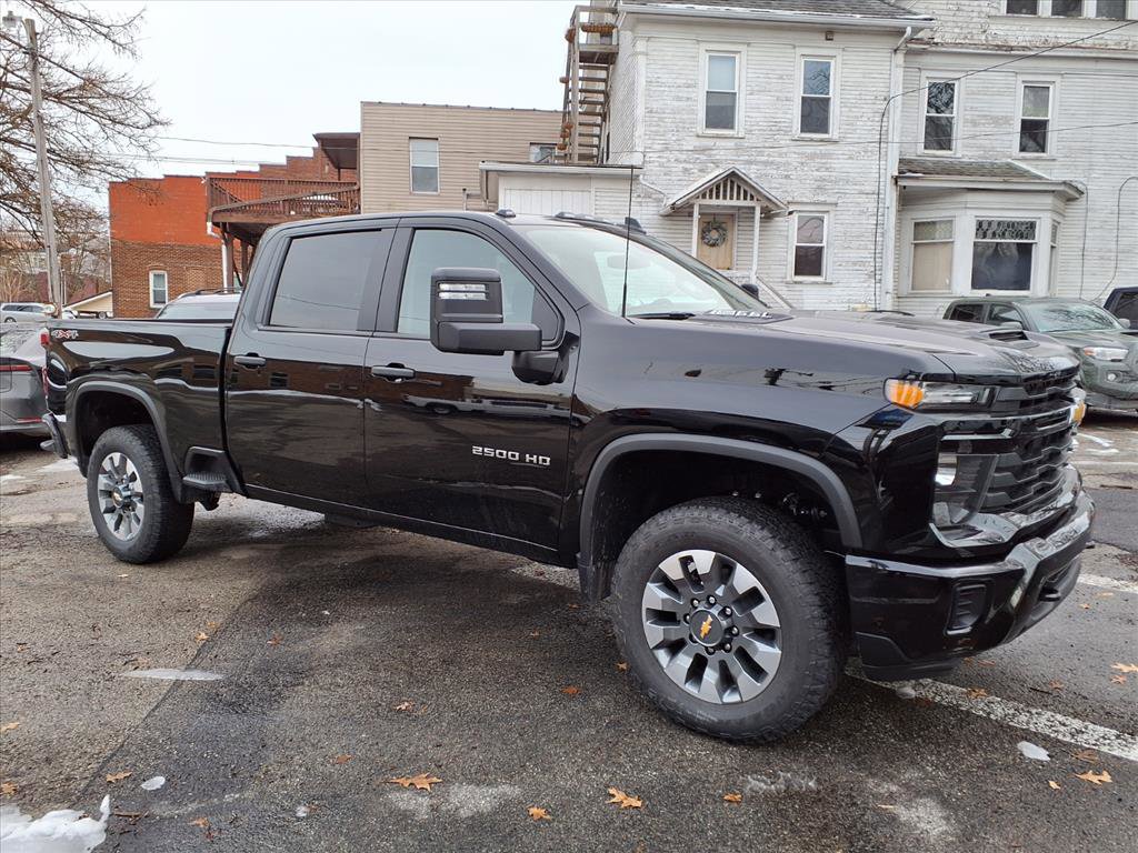 2026 Chevrolet Silverado 2500HD Custom's photo