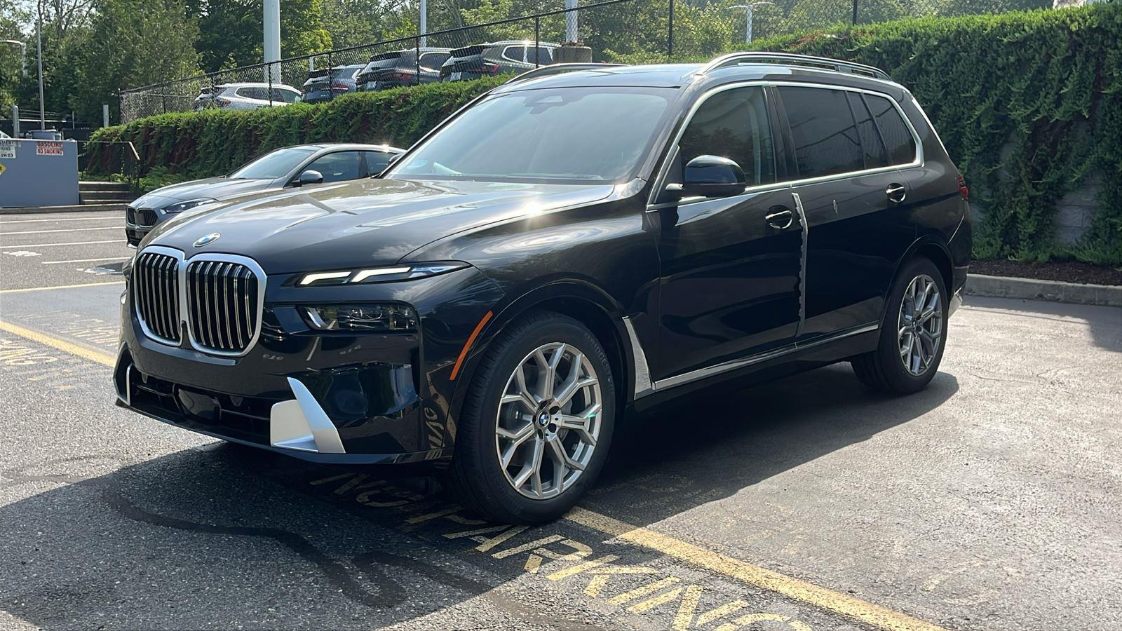 New 2026 Black Sapphire Metallic BMW xDrive40i image 7
