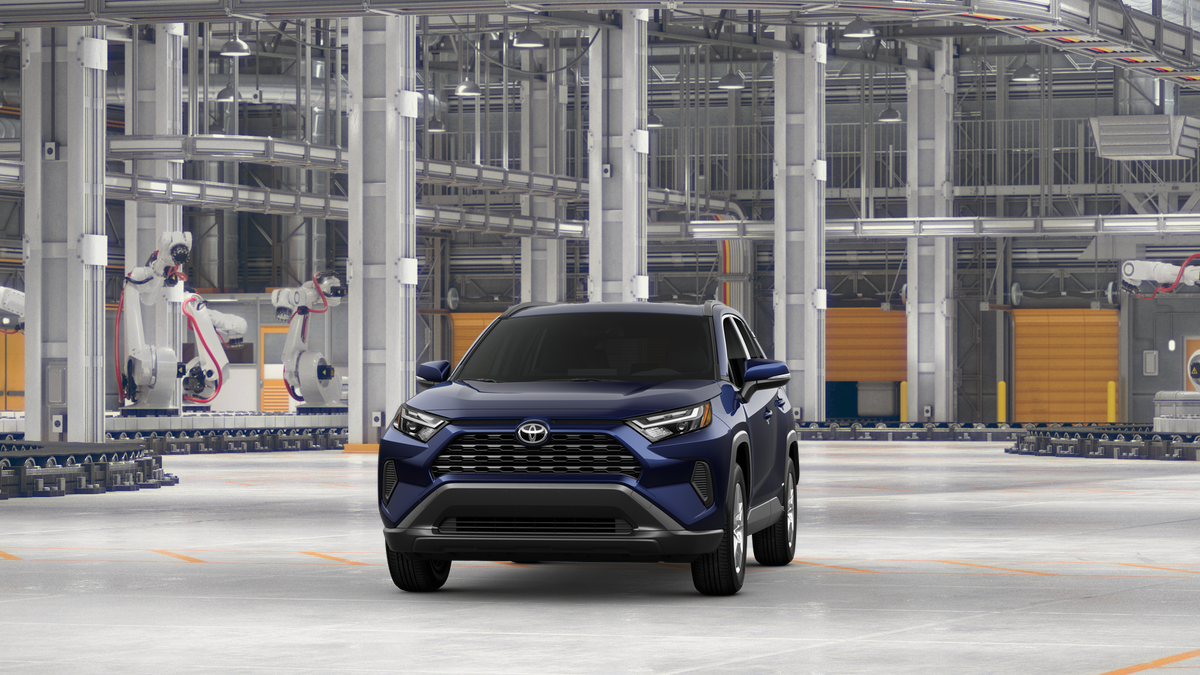 2025 Toyota RAV4 Hybrid XLE photo 17