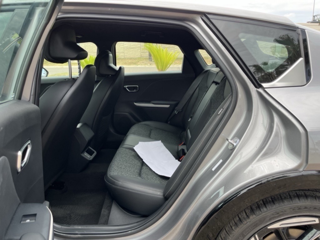 2025 Kia K4 GT-Line photo 14