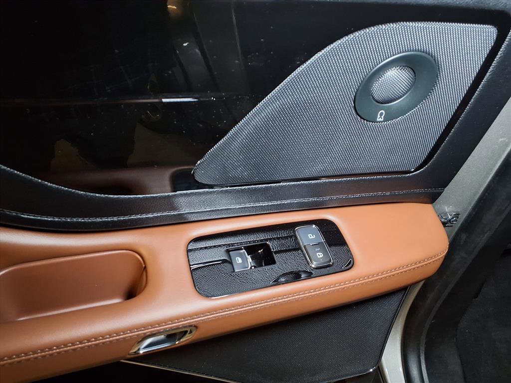 2023 Lincoln Aviator Grand Touring photo 17