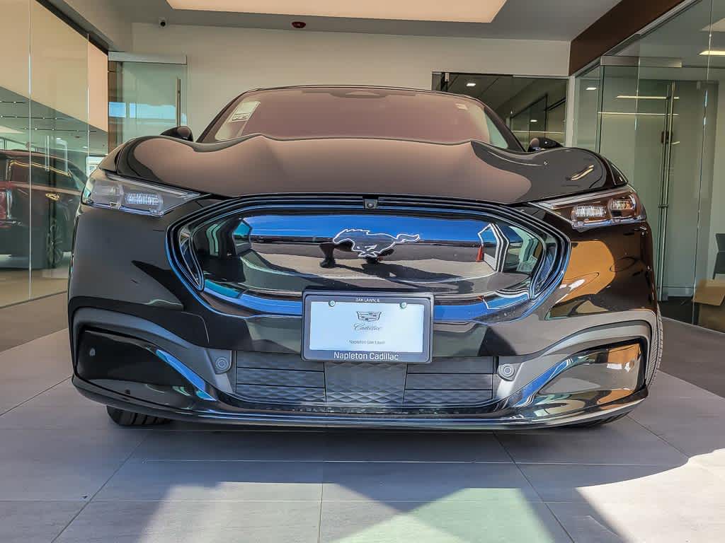 2021 Ford Mustang Mach-E Premium photo 4