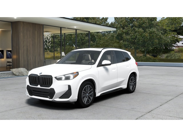 2026 BMW X1 28i's photo